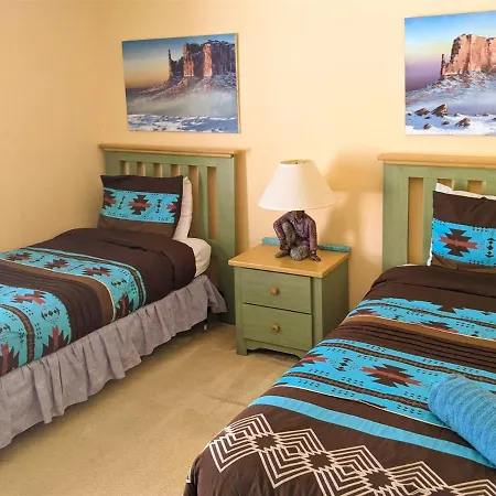 Villa 5 Bed 8002